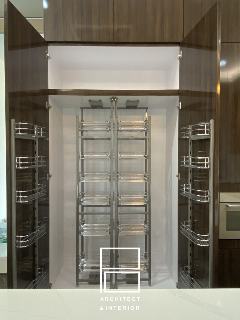 ตะแกรงดึงทรงสูง